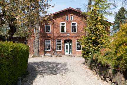 Haus Offendorf Offendorf - 6 Zimmer, 215 m&sup2;, 2.300&euro; | Angebot:26870403