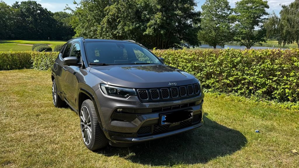 Jeep Compass 79.000 km 20.500 &euro; Timmendorfer Strand 23669