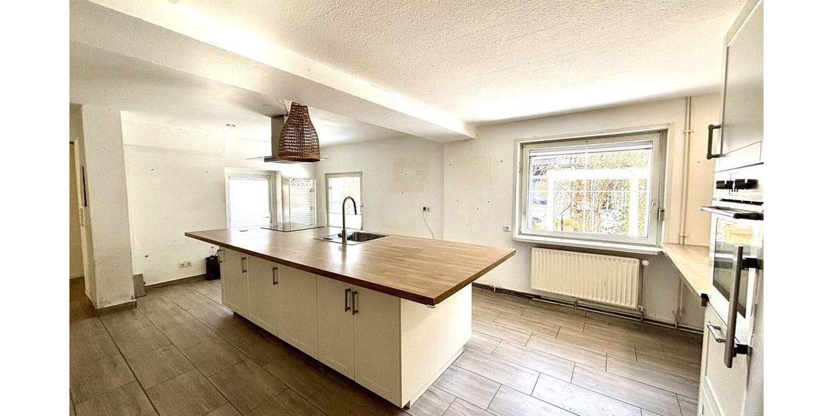 Mehrfamilienhaus, Wohnhaus Lübeck Travemünde - 6 Zimmer, 168 m&sup2;, 499.000&euro; | Angebot:25771642