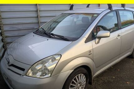 Toyota Corolla Verso 288.378 km 2.900 € Lübeck 23556