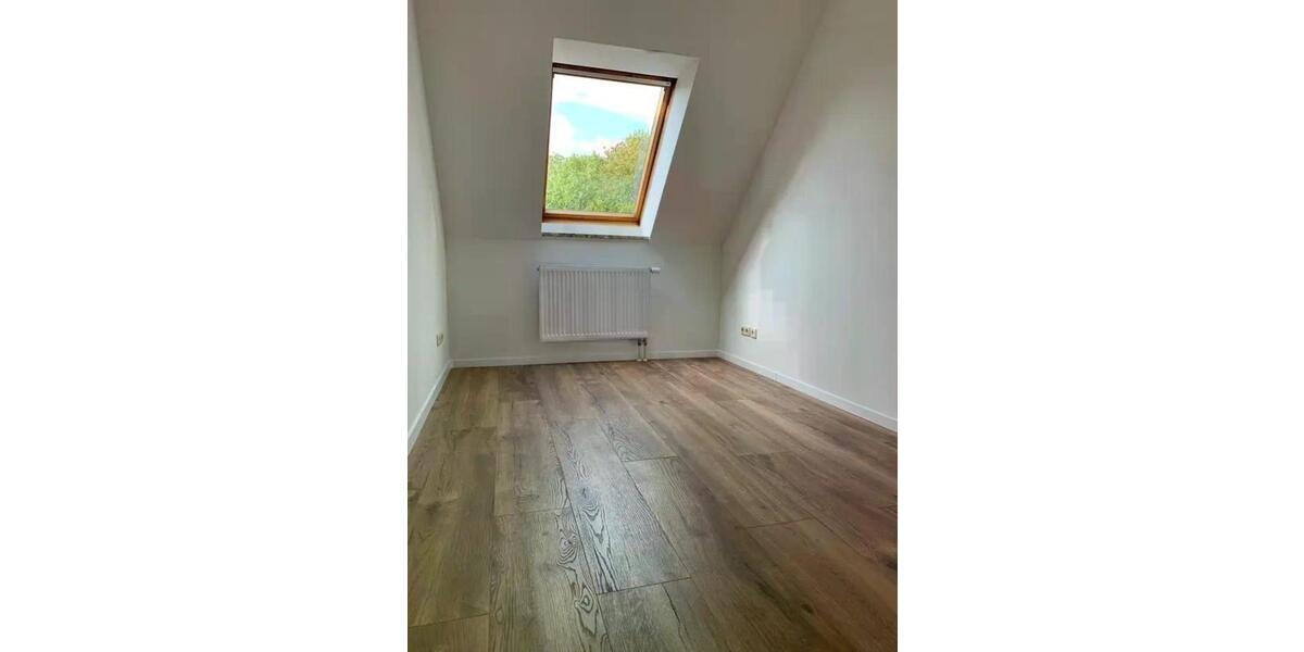 Dachgeschoßwohnung Ratzeburg - 3 Zimmer, 66 m&sup2;, 825&euro; | Angebot:25513166