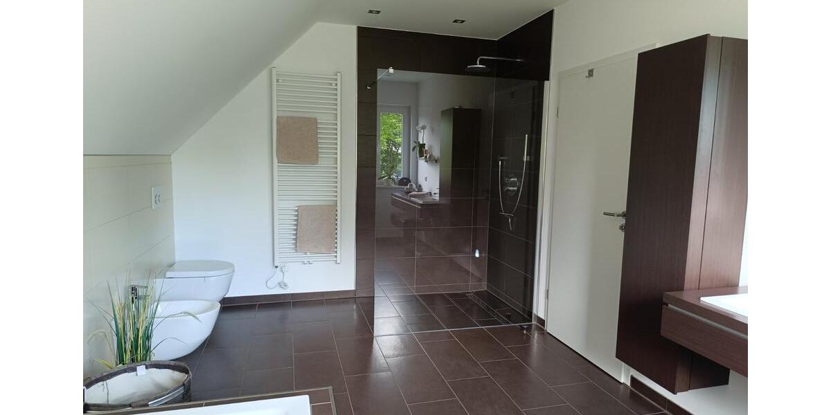 Einfamilienhaus Reinfeld (Holstein) - 8 Zimmer, 223 m&sup2;, 800.000&euro; | Angebot:25284687