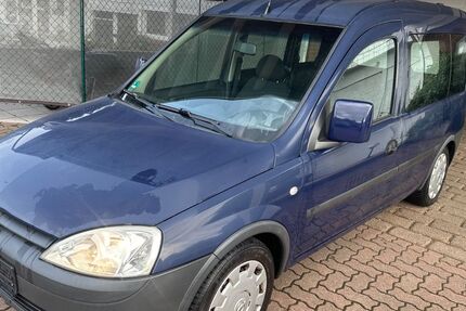 Opel Combo 135.000 km 3.700 &euro; Lübeck 23560