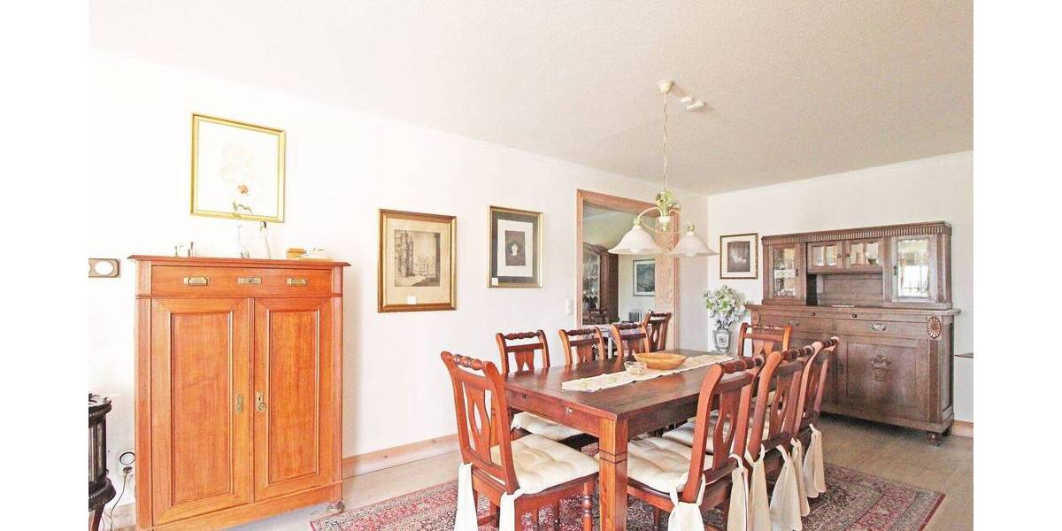 Einfamilienhaus Bad Segeberg - 6 Zimmer, 207 m&sup2;, 850.000&euro; | Angebot:26028978