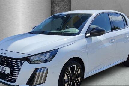 Peugeot 208 4.971 km 24.990 € Wesenberg 23858