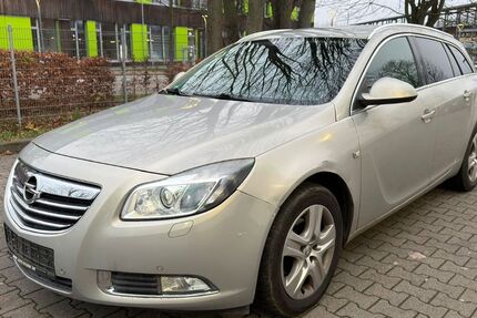 Opel Insignia 257.500 km 2.399 &euro; Lübeck 23560