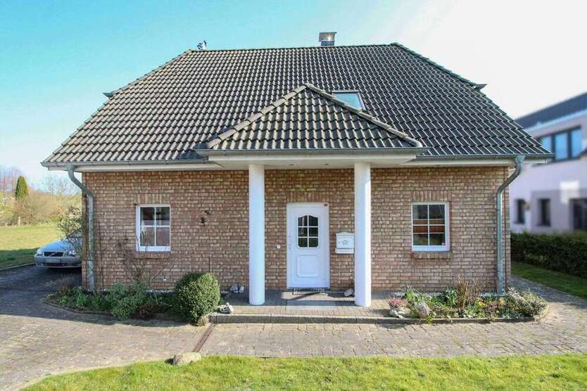 Haus zum Kaufen in Luschendorf 599.900 € 125.09 m²