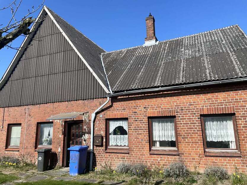 Haus zum Kaufen in Bühnsdorf 199.000 € 150 m²