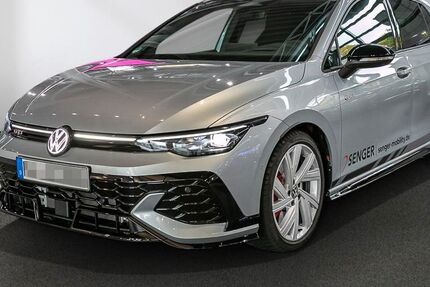 VW Golf 8.000 km 52.990 &euro; Lübeck 23560