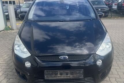 Ford S-Max 289.000 km 2.200 &euro; Stockelsdorf 23617