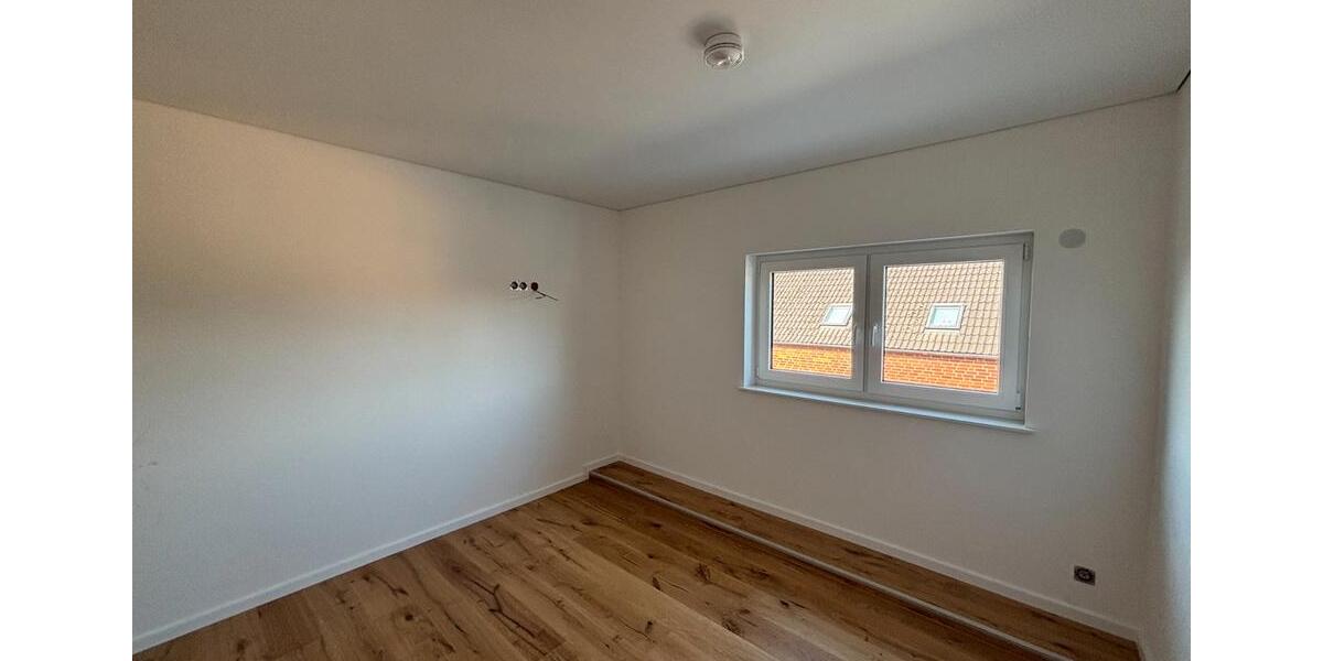 Dachgeschoßwohnung Neustadt in Holstein - 3 Zimmer, 70 m&sup2;, 327.000&euro; | Angebot:27016604