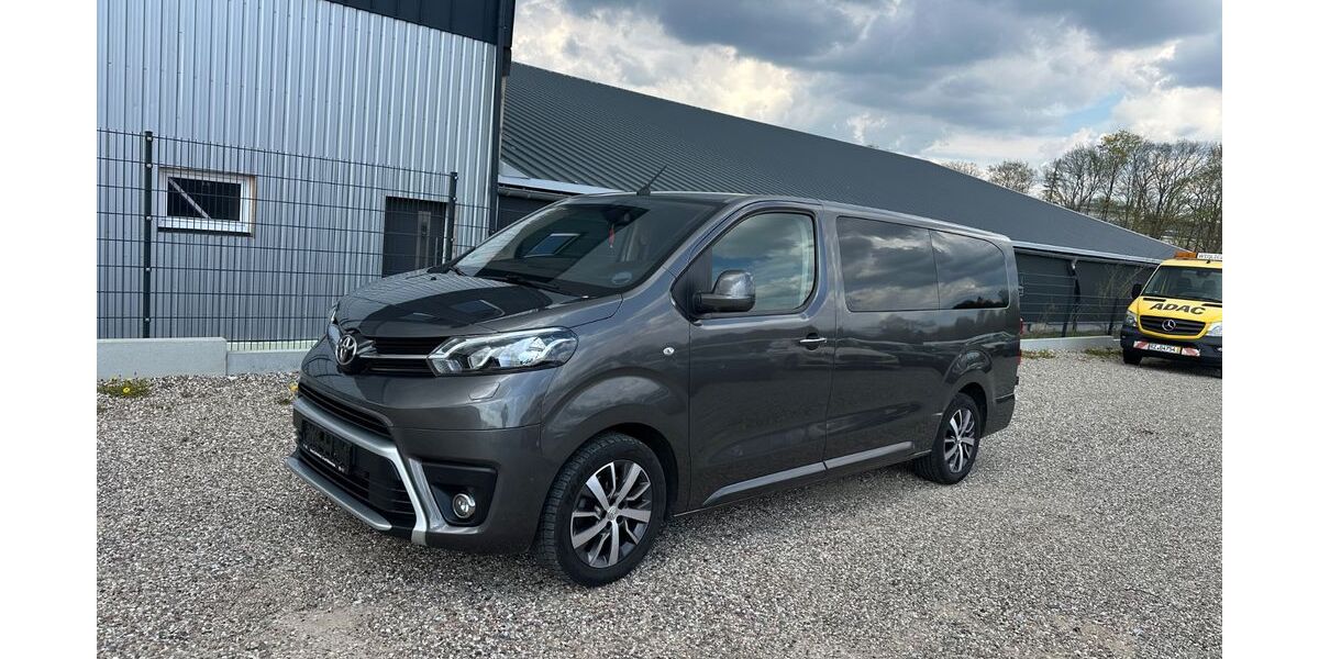 Toyota Proace (Verso) 149.000 km 17.999 &euro; Ratzeburg bei Hamburg 23909