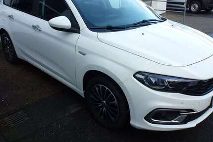 Fiat Tipo 25.420 km 19.750 &euro; Bad Oldesloe 23843
