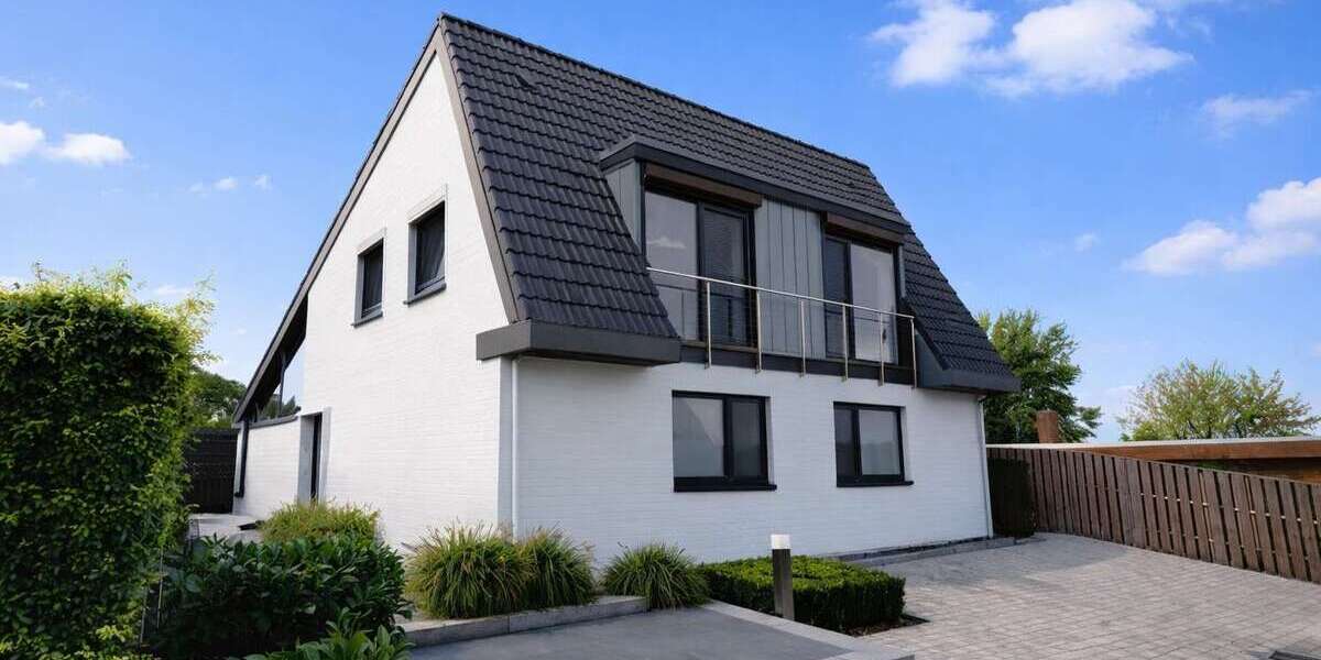 Einfamilienhaus Stockelsdorf - 6 Zimmer, 227 m&sup2;, 850.000&euro; | Angebot:25279449