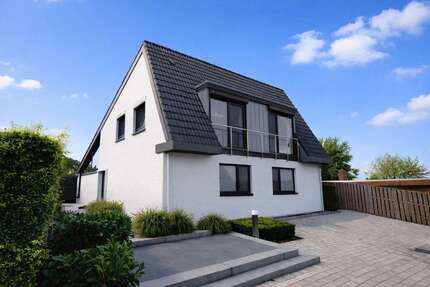 Haus Stockelsdorf - 6 Zimmer, 227 m&sup2;, 850.000&euro; | Angebot:25279449
