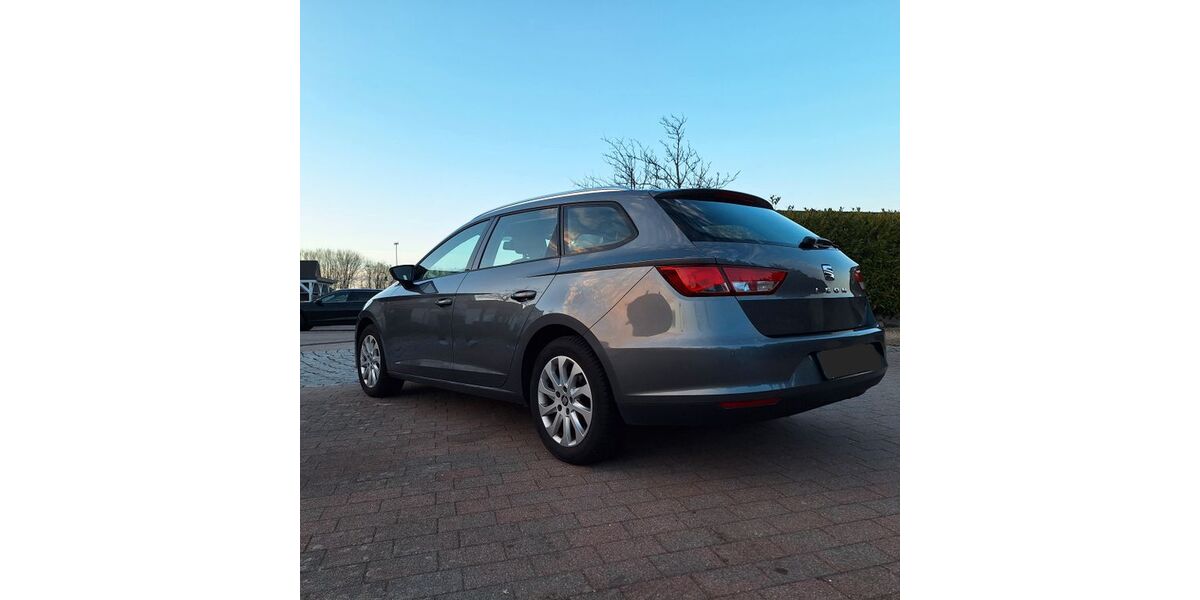 Seat Leon 81.036 km 9.900 &euro; Schackendorf 23795