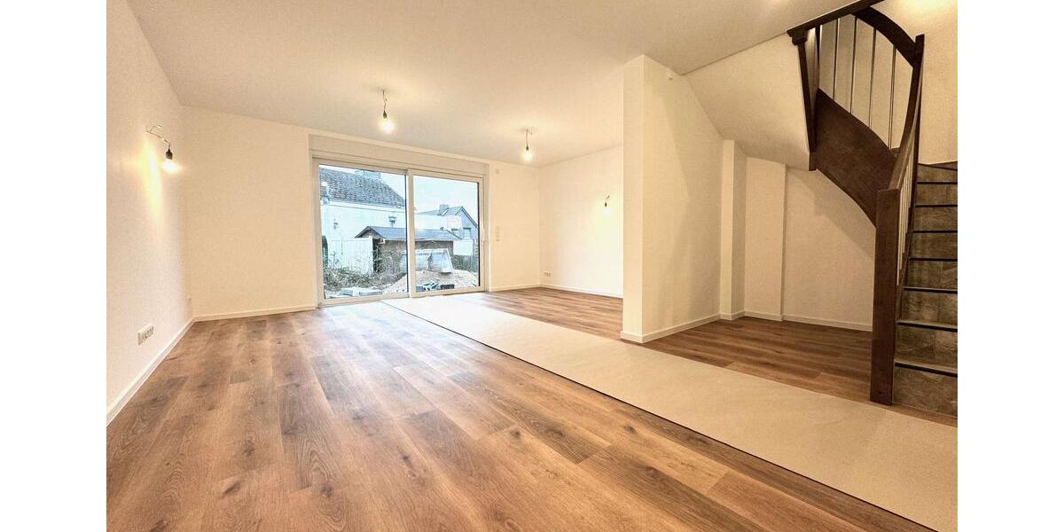 Reihenhaus Stockelsdorf - 5 Zimmer, 108 m&sup2;, 1.890&euro; | Angebot:26619695