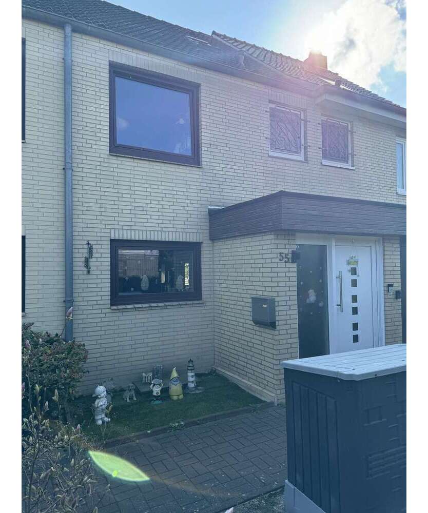 Haus zum Kaufen in Lübeck 239.000 € 85 m²