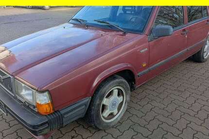 Volvo 740 389.415 km 1.400 &euro; Lübeck 23556