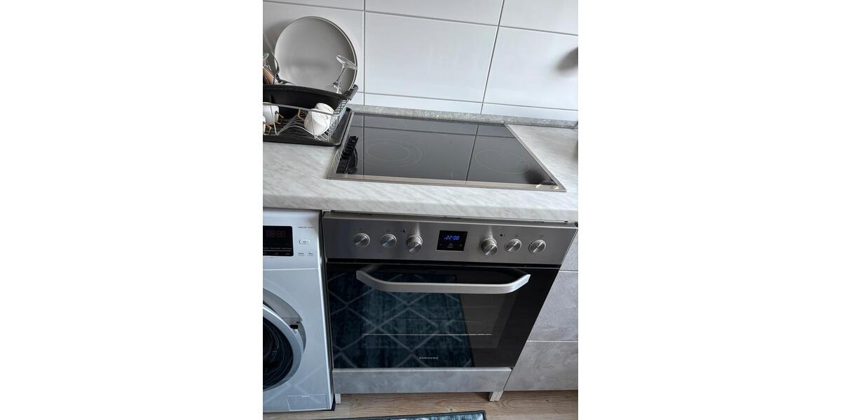 Etagenwohnung Lübeck Sankt Lorenz Nord - 2.5 Zimmer, 65 m&sup2;, 1.100&euro; | Angebot:26638892