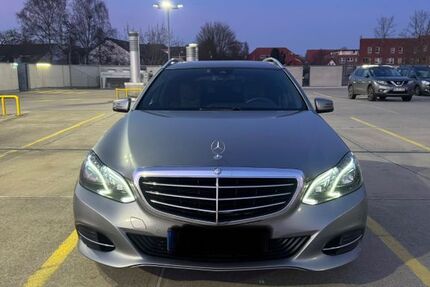 Mercedes-Benz E 220 242.500 km 11.850 &euro; Sereetz 23611