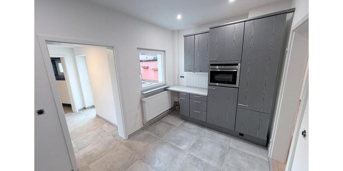 Renoviertes Einfamilienhaus zur Miete - Erstbezug nach Sanierung 4.5 zimmer