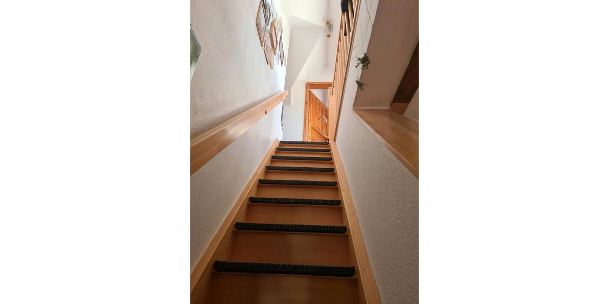 Dachgeschoßwohnung Lüdersdorf - 3 Zimmer, 70 m&sup2;, 1.095&euro; | Angebot:26326840