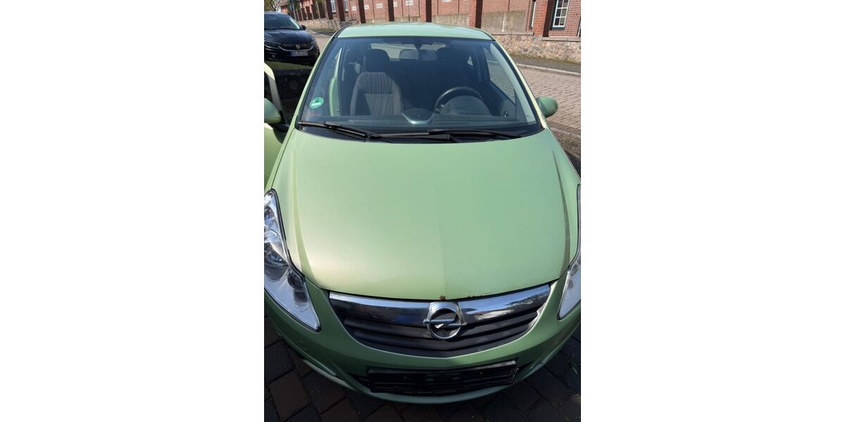 Opel Corsa 186.743 km 1.200 &euro; Lübeck 23562