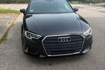 Audi A3 157.000 km 22.000 &euro; Lübeck 23560