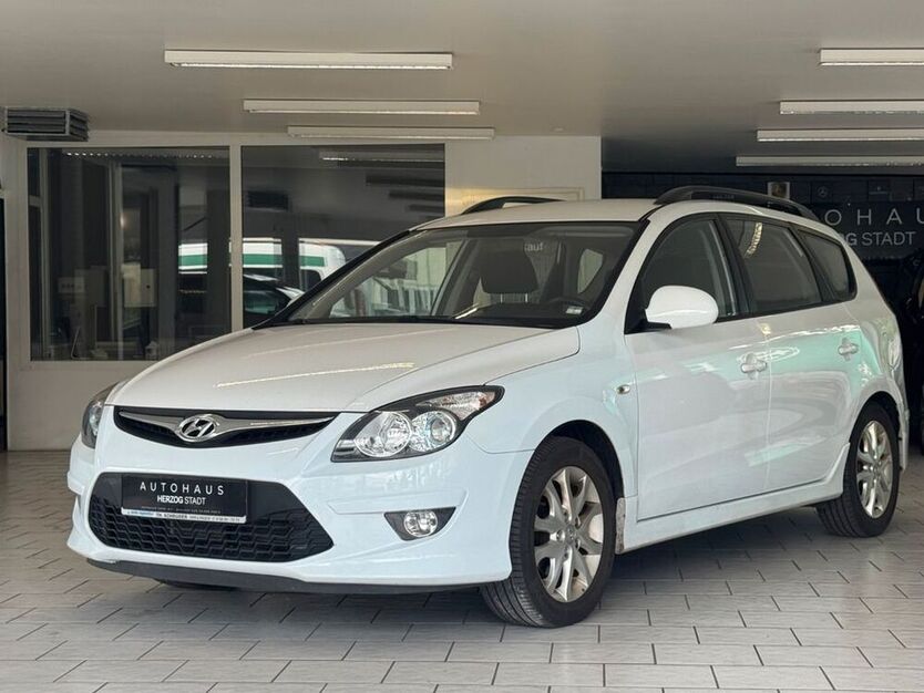 i30