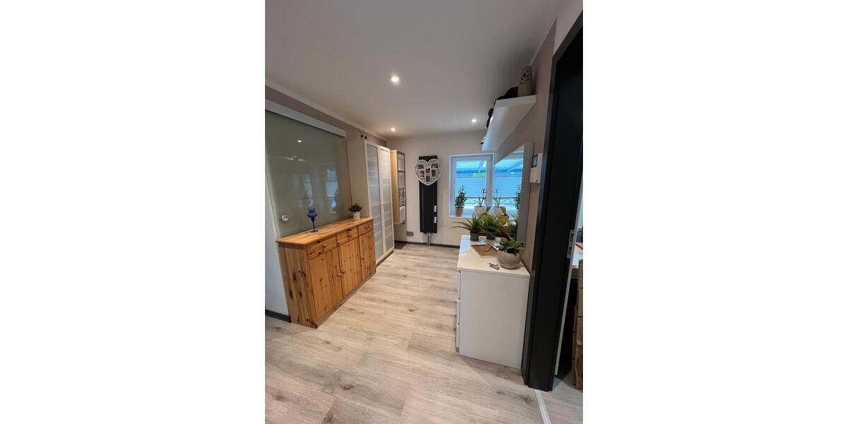 Doppelhaushälfte Lübeck Kücknitz - 4 Zimmer, 130 m&sup2;, 465.000&euro; | Angebot:26637336