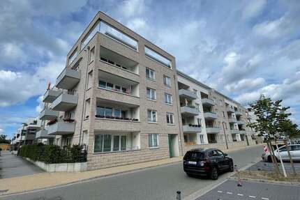 Wohnung zum Mieten in Schwerin 670 € 58.45 m²