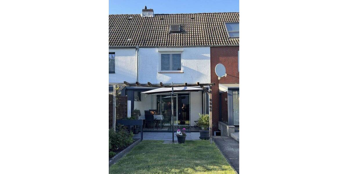Reihenmittelhaus Lübeck Kücknitz - 4 Zimmer, 83 m&sup2;, 289.000&euro; | Angebot:26885886