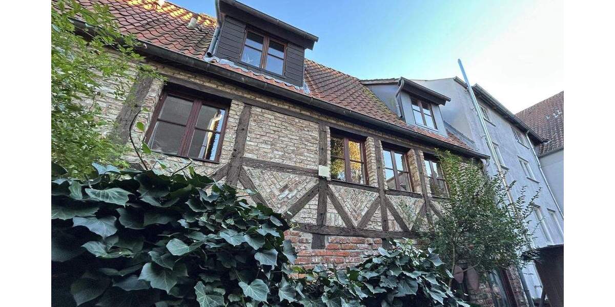 Einfamilienhaus Lübeck Innenstadt - 4 Zimmer, 99 m&sup2;, 470.000&euro; | Angebot:25732075