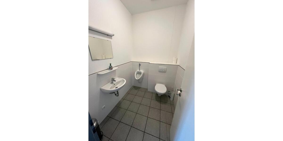 Gewerbeobjekt Lübeck Sankt Lorenz Nord - 1.250&euro; | Angebot:26098147