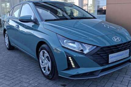 Hyundai i20 17.242 km 15.680 &euro; Lübeck 23562