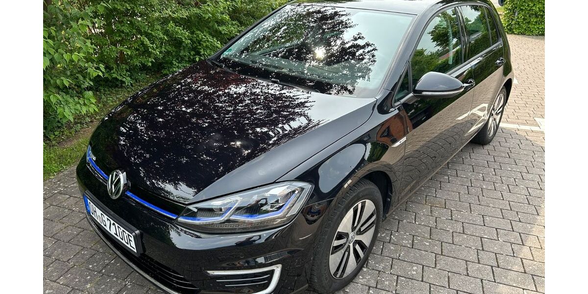 VW Golf 36.000 km 15.900 &euro; Pansdorf 23689