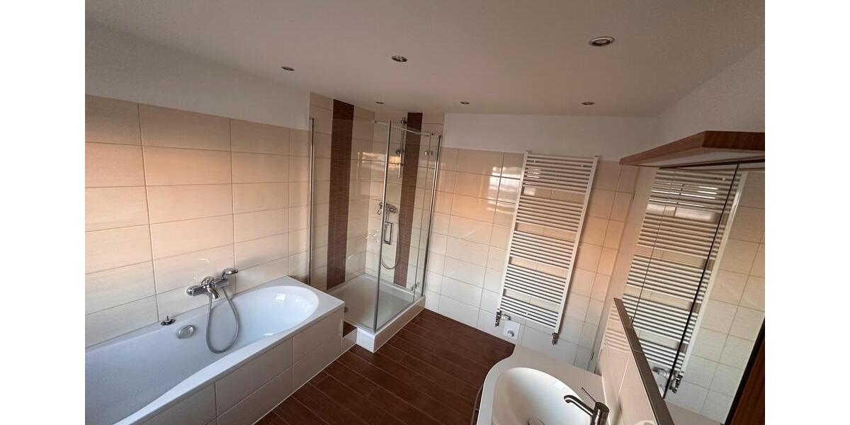Reihenhaus Lübeck Sankt Lorenz Nord - 4 Zimmer, 100 m&sup2;, 385.000&euro; | Angebot:27004452