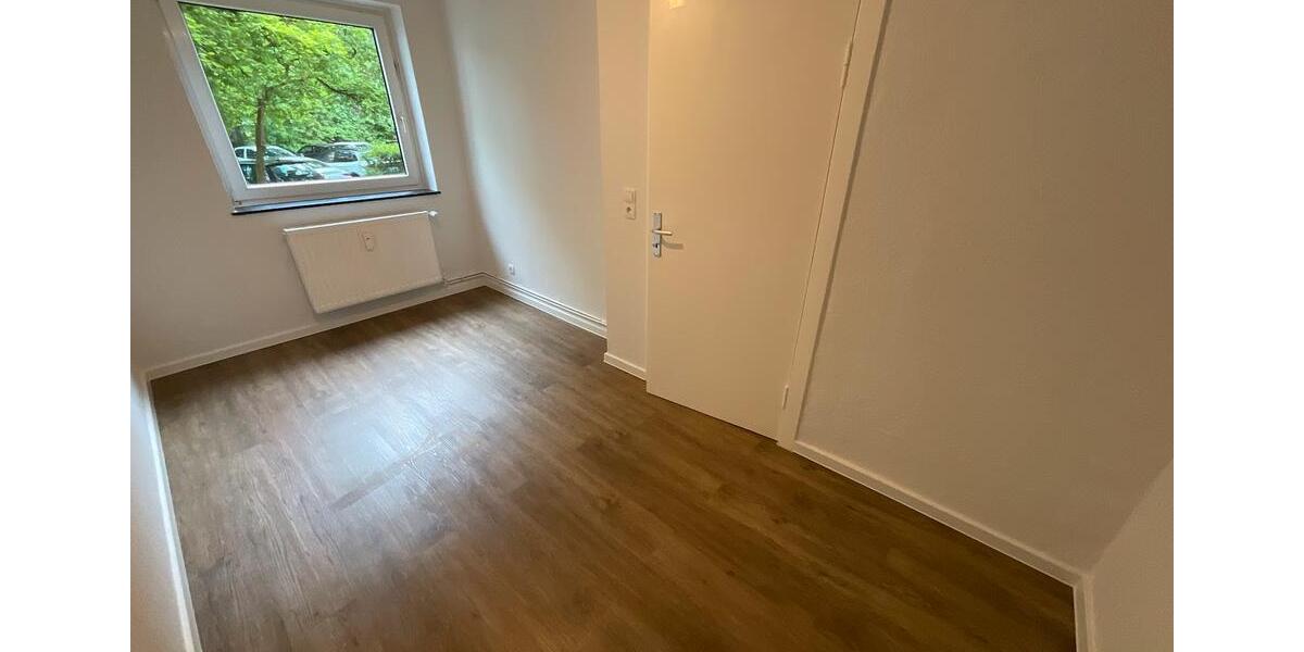 Erdgeschoßwohnung Lübeck Sankt Lorenz Nord - 2.5 Zimmer, 60 m&sup2;, 579&euro; | Angebot:26625484
