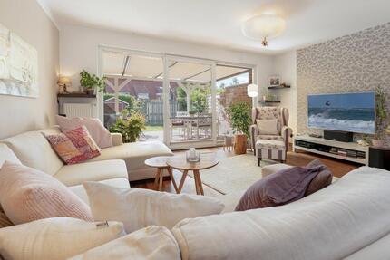 Haus Stockelsdorf - 1 Zimmer, 123 m&sup2;, 440.000&euro; | Angebot:26692103