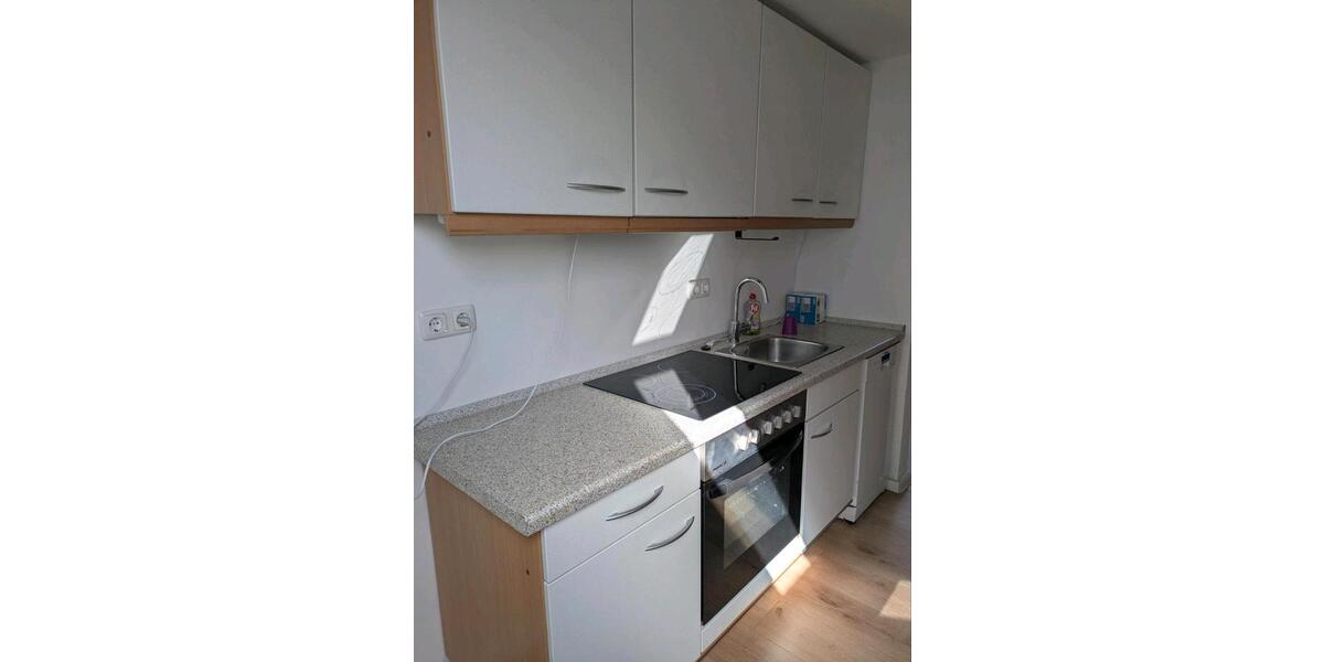 Dachgeschoßwohnung Neustadt in Holstein - 1.5 Zimmer, 25 m&sup2;, 575&euro; | Angebot:25943279