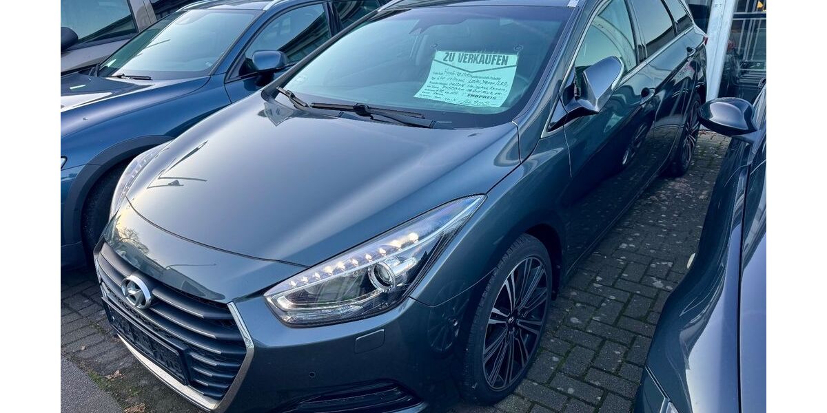 Hyundai i40 72.500 km 14.690 &euro; Lübeck 23554
