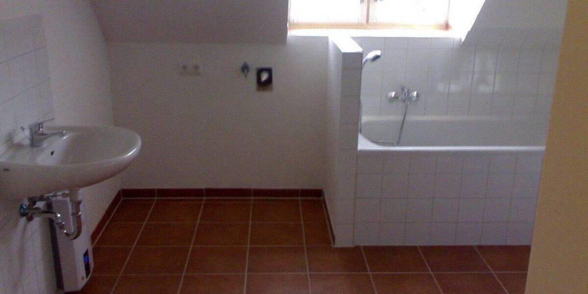 Etagenwohnung Lübeck St. Gertrud - 3 Zimmer, 100 m&sup2;, 1.200&euro; | Angebot:26787470