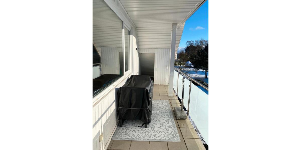 Dachgeschoßwohnung Lübeck Kücknitz - 3 Zimmer, 71 m&sup2;, 1.770&euro; | Angebot:25498579