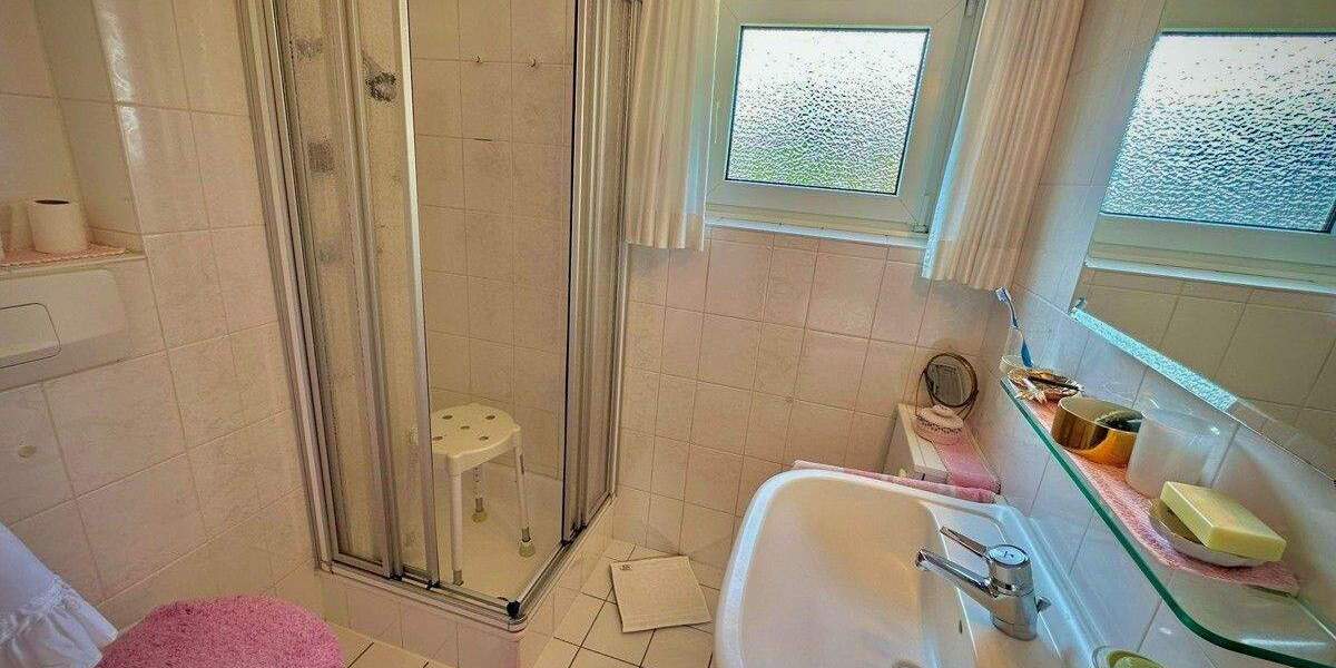 Reihenmittelhaus Lübeck St. Lorenz Nord - 3 Zimmer, 83 m&sup2;, 289.000&euro; | Angebot:25779418