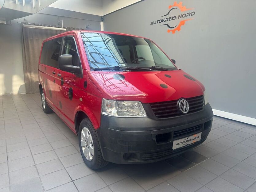 VW T5 Transporter 338.000 km 4.999 € Lübeck 23556