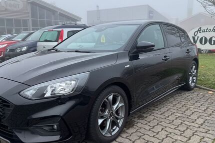 Ford Focus 56.191 km 17.490 &euro; Bad Segeberg 23795