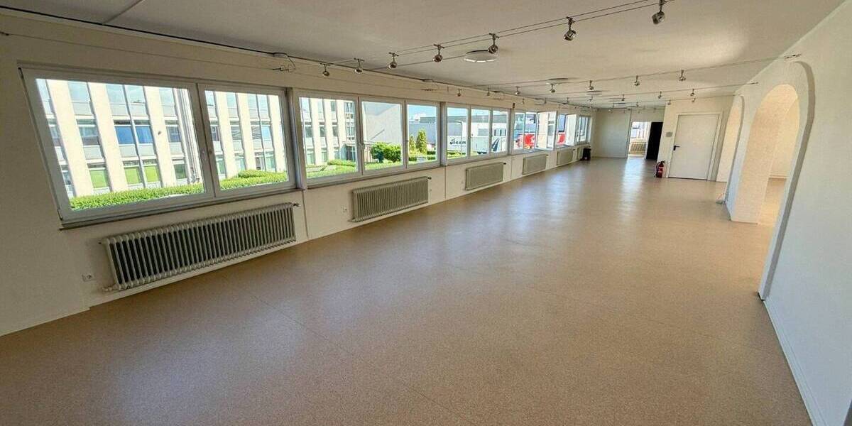 Gewerbeobjekt Lübeck St. Jürgen - 1.965&euro; | Angebot:26929840