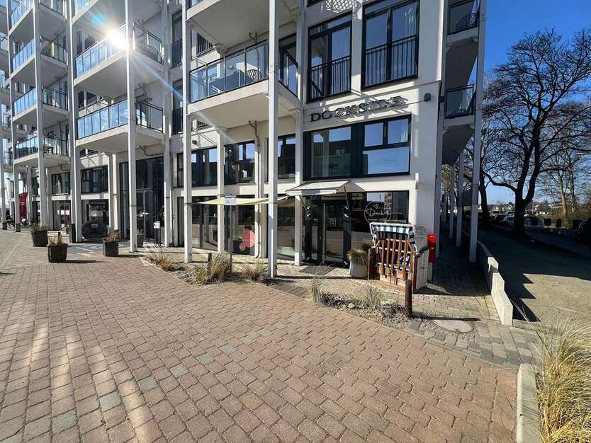 Büro in Lübeck 2.486 € 97.98 m²