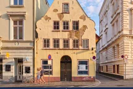 Haus Lübeck / Innenstadt Innenstadt - 8 Zimmer, 200 m&sup2;, 425.000&euro; | Angebot:26738216